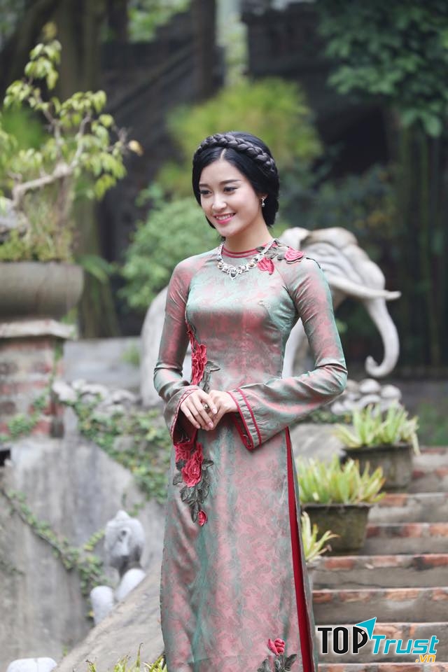 Cặp áo dài cưới đẹp mê hồn tại Tiên áo dài