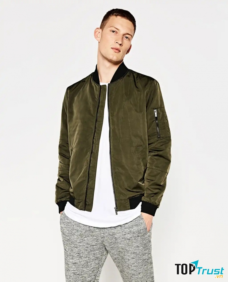 Áo khoác Bomber jacket