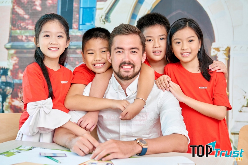 ﻿Apax English - Apax Leaders