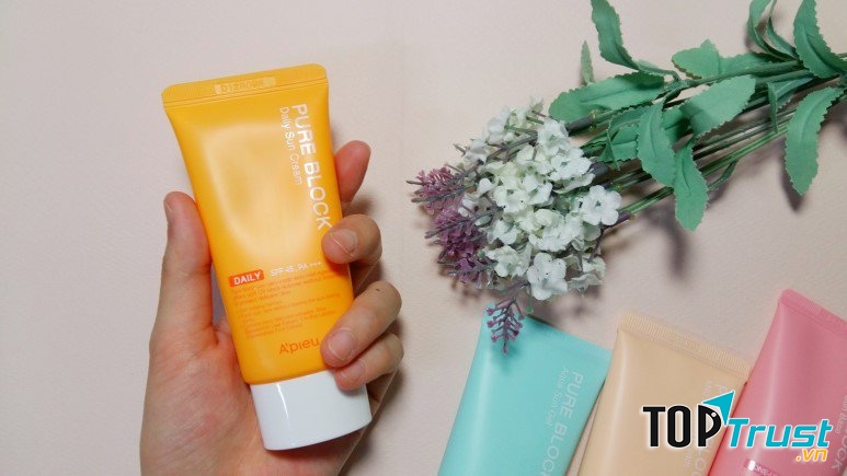 Kem Chống Nắng A'pieu Pure Block Daily Sun Cream Spf45 Pa+++ dành cho da khô và thiên khô