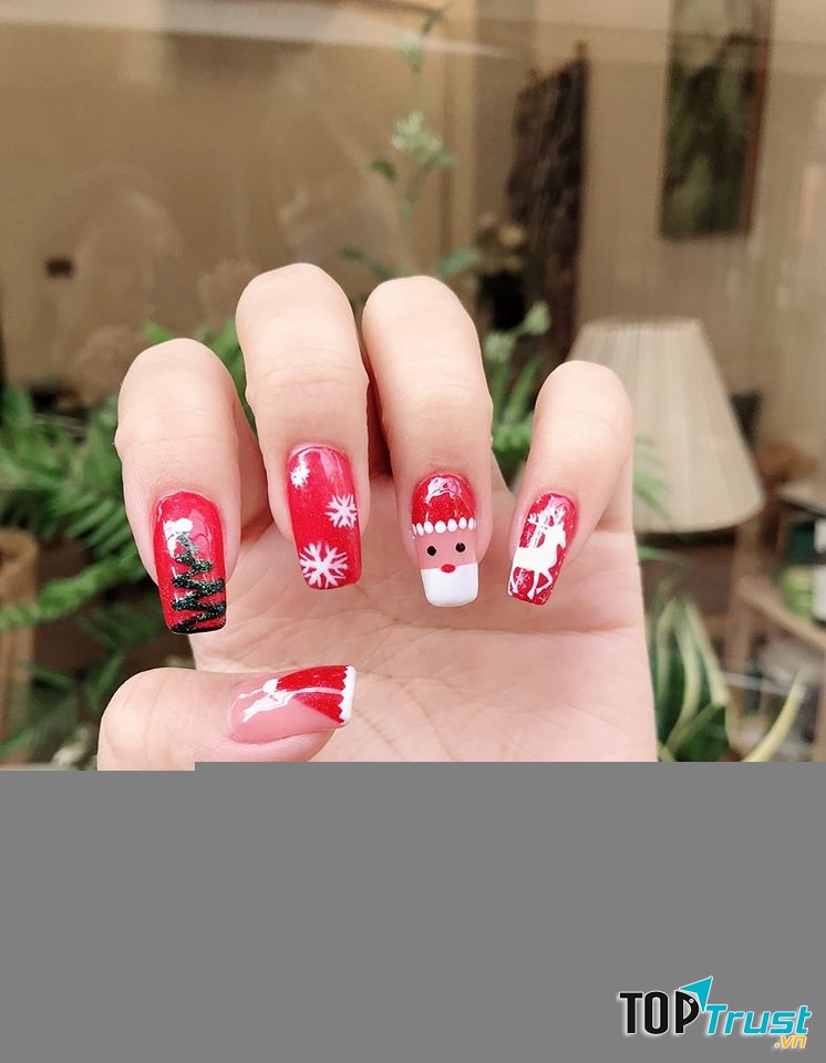 Những bộ móng cute ngày Giáng sinh