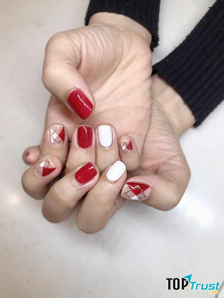AREUM NAIL SPA