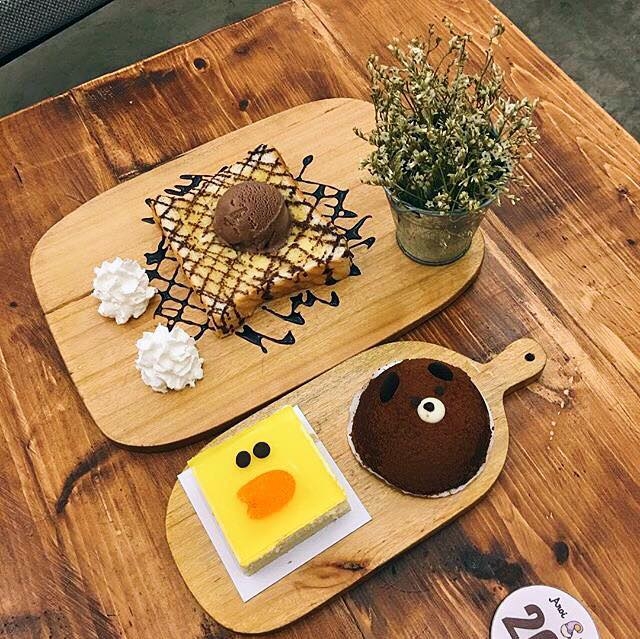 Aroi Dessert Cafe
