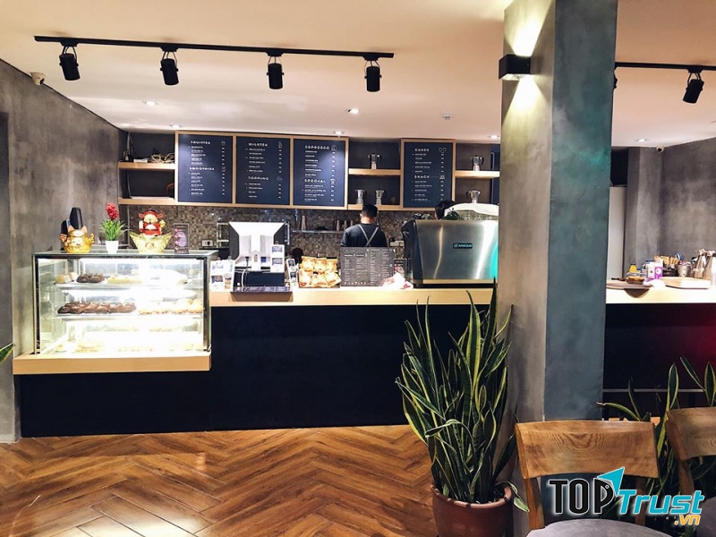 Aroi Dessert Cafe
