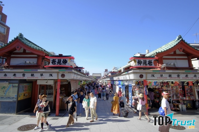 Khu phố Asakusa - dori