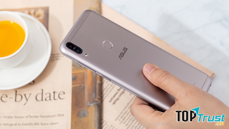 ASUS Zenfone Max Pro M1