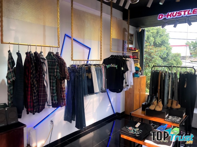 Các sản phẩm của shop đơn giản nhưng không bao giờ là lỗi mốt.