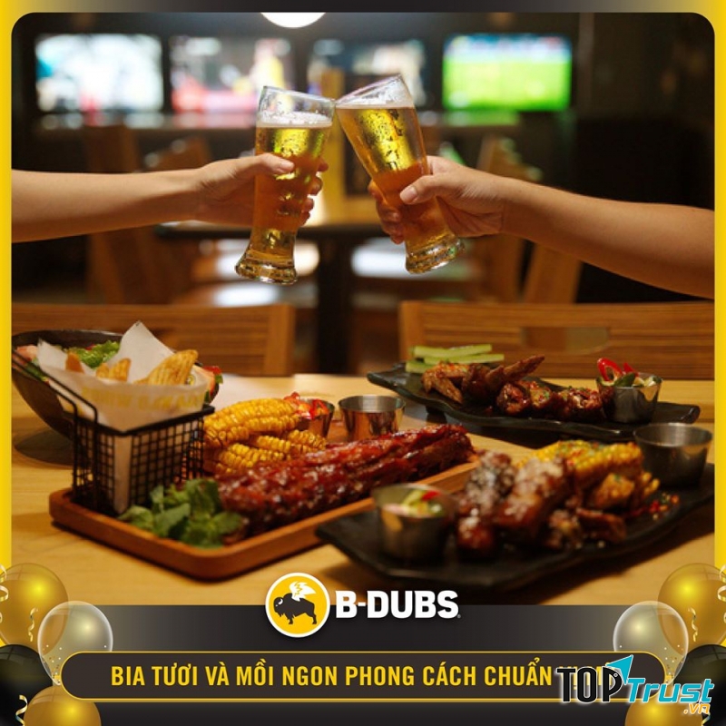 Sau 35 năm phát triển, B-Dubs vẫn tiếp tục chinh phục người hâm mộ trên toàn thế giới, được công nhận với hàng trăm giải thưởng “Món cánh gà ngon nhất” trên khắp nước Mỹ