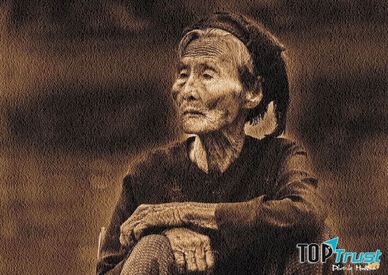 Chân dung Mẹ Việt Nam anh hùng