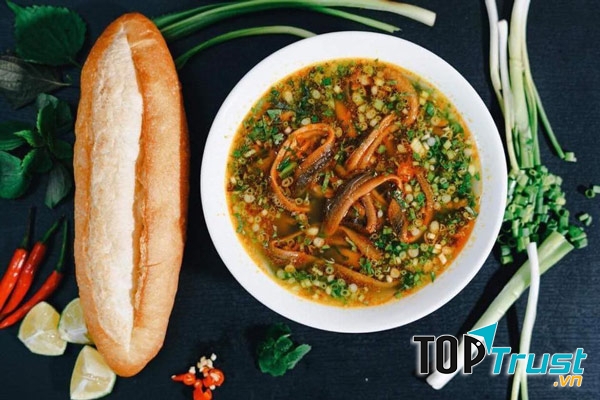 Bà Ngọ - Súp Lươn & Súp Cá