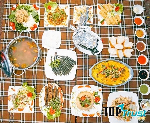 Ba Tài Quán – Lẩu mắm  & lẩu cá kèo