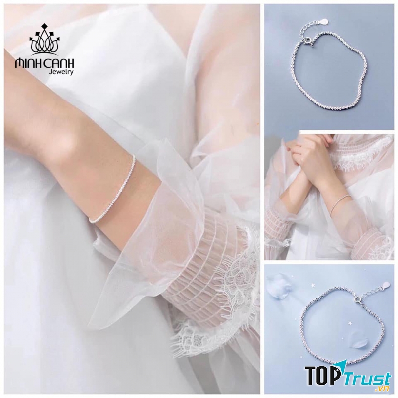 Lắc tay tại Bạc Minh Cảnh