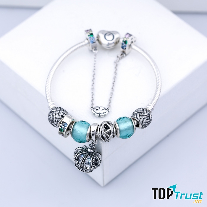 Vòng charm bạc tại Bạc Ngọc Tuấn