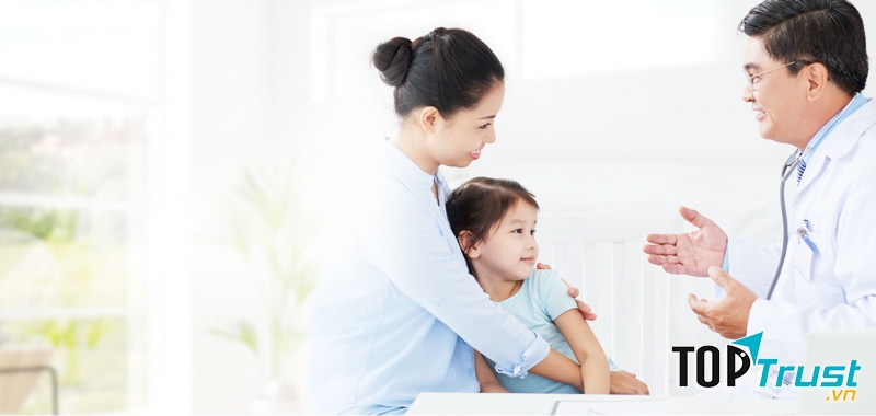 Sau khi tốt nghiệp thì các bác sĩ có thể làm việc cho các bệnh viện hoặc làm chuyên gia tư vấn dinh dưỡng cho các công ty, nhà ăn, trường học.