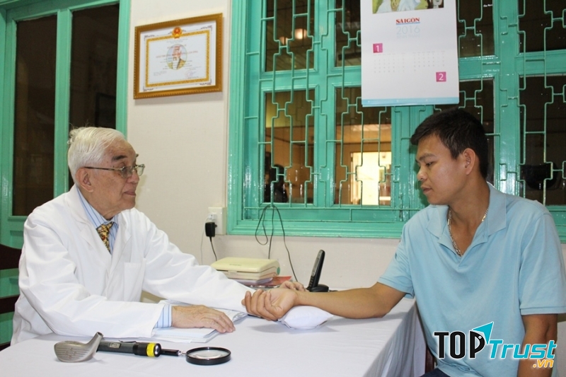 Bác sĩ Đỗ Hữu Định