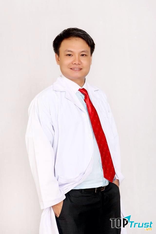 Bác sĩ Văn Trường