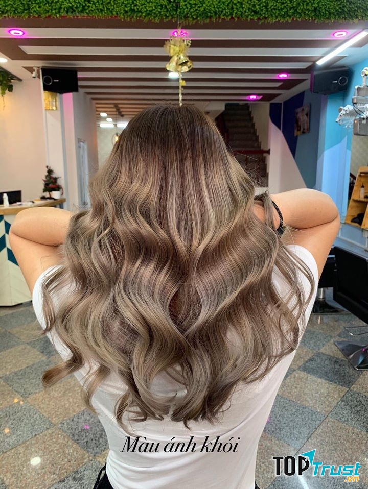 Bắc Trần Tiến Hair Salon