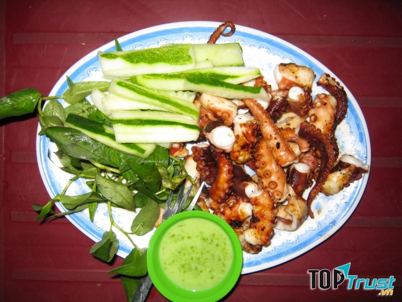 Bạch Tuộc Nướng Thương