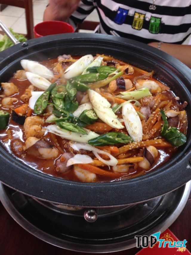 Bạch tuộc xào cay - Jeju BBQ