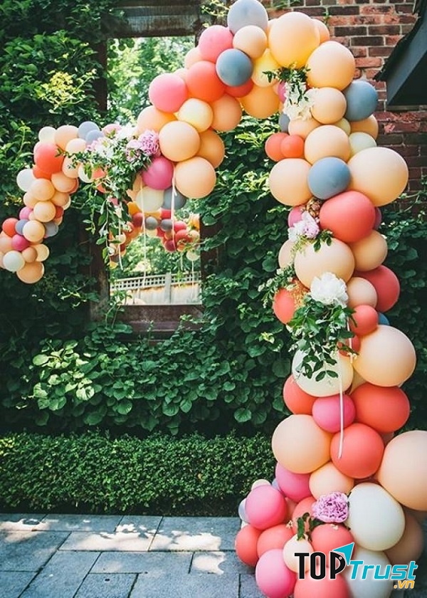 Những trái bóng đầy màu sắc này sẽ đem đến cho các bạn một backdrop sôi nổi và sinh động