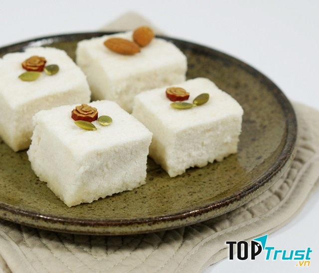Món bánh tượng trưng cho điềm lành và hạnh phúc
