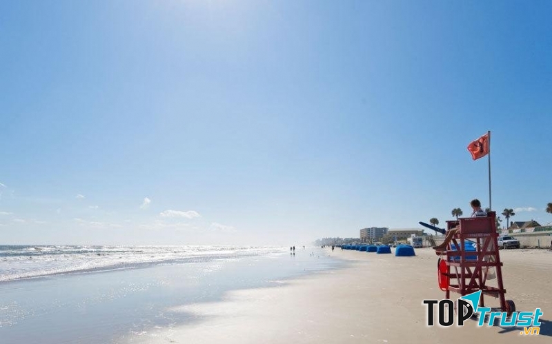 Bãi biển Brevard thuộc bang Florida