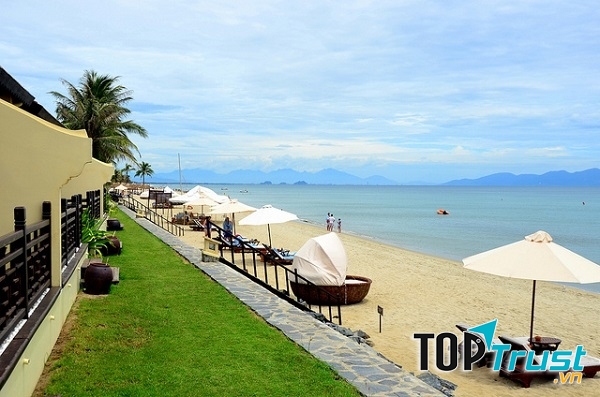 Bãi biển Cửa Đại