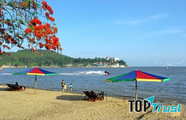 Bãi biển Đồ Sơn