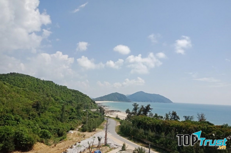 Bãi biển Minh Châu