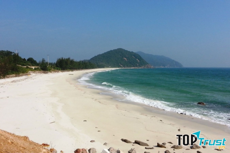 Bãi biển Minh Châu