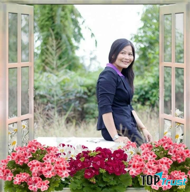 Ảnh chân dung tác giả Hương Tràm