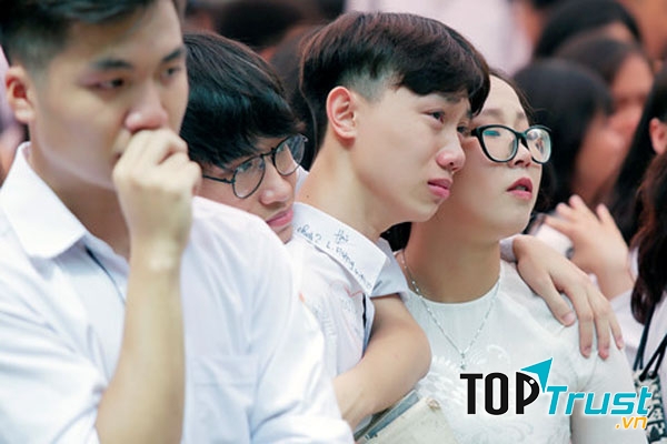 Bài phát biểu ra trường của học sinh lớp 12 (số 4)