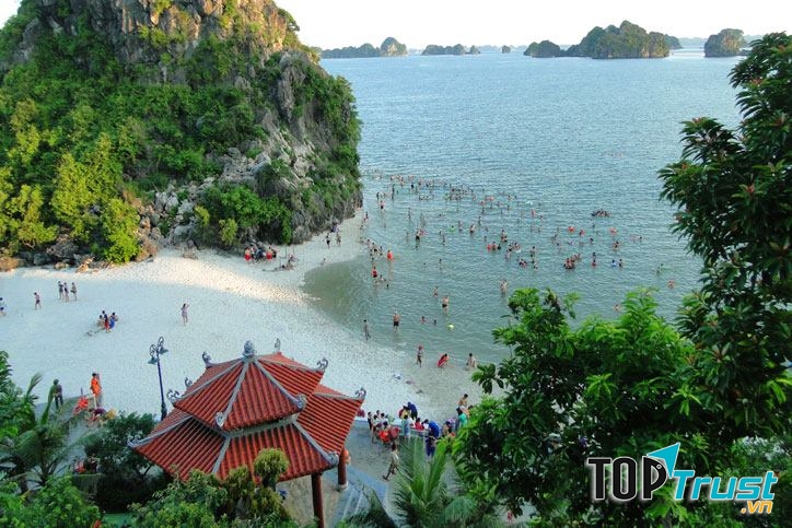 Bãi tắm Lương Ngọc