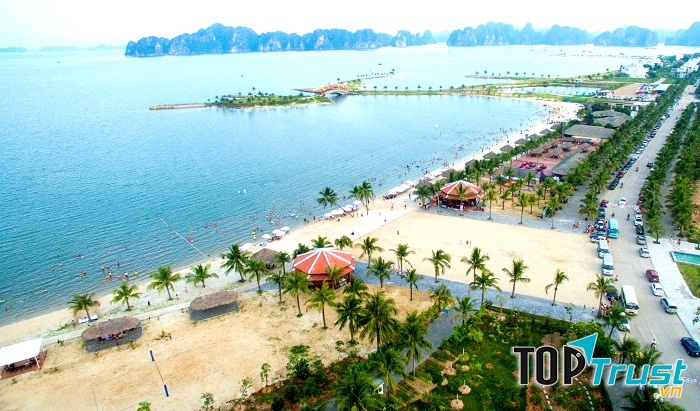 Bãi tắm thiên đường Tuần Châu-Hạ Long