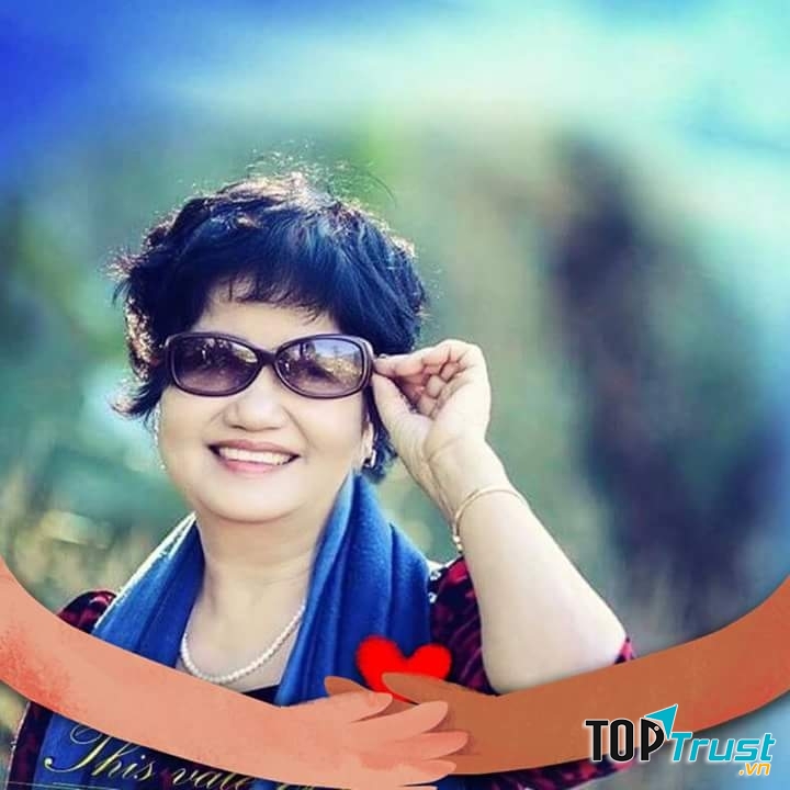 Tác giả Lê Hương