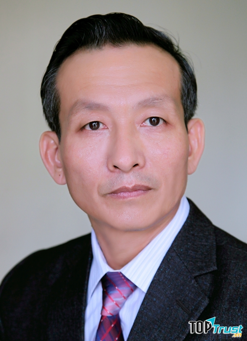 Ảnh nhà thơ Trần Lộc