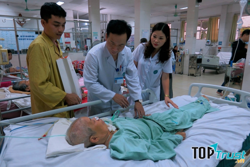 Lặng Thầm Ngành Y