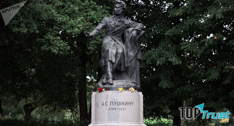 Ảnh chân dung đại thi hào Nga - Pushkin