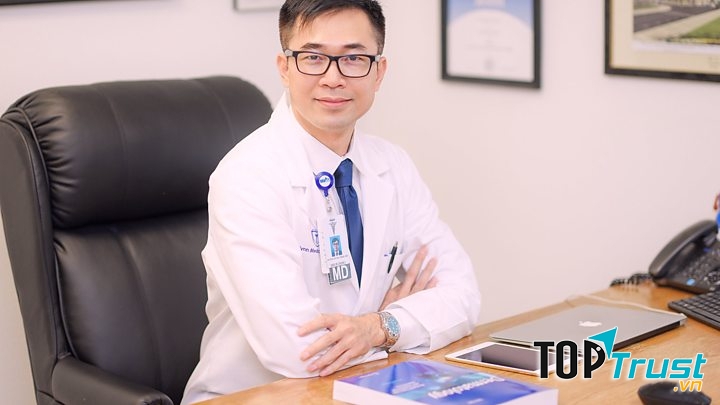 Thầm Lặng Ngành Y