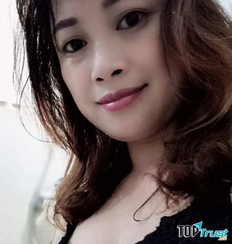 Ảnh tác giả Hoàng Như Phượng