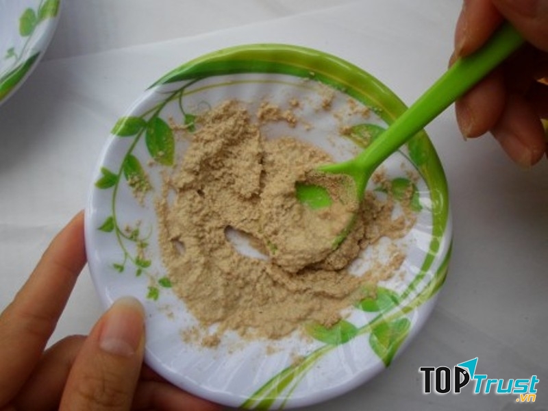 Cám và giấm chữa đau xương khớp