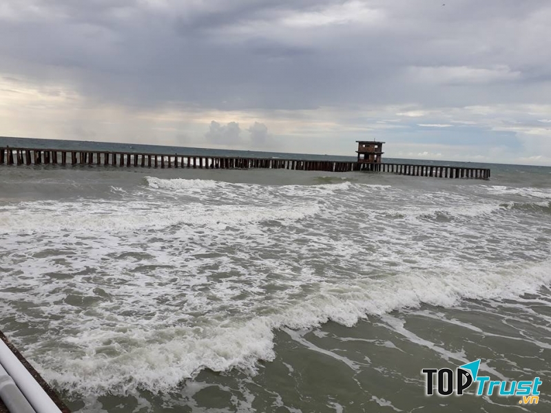 Bãi Trường Phú Quốc có sóng khá to và bãi biển rộng​