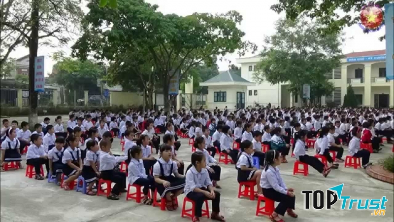 Bài văn tả buổi lễ chào cờ đầu tuần số 11