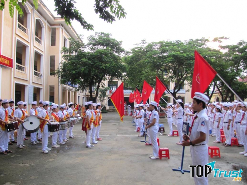 Bài văn tả buổi lễ chào cờ đầu tuần số 2