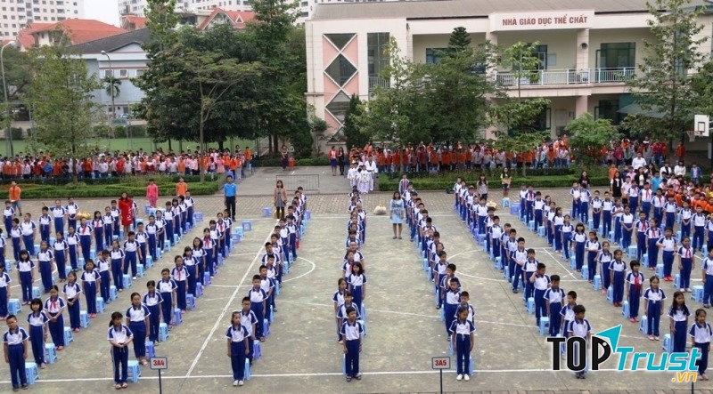 Bài văn tả buổi lễ chào cờ đầu tuần số 7