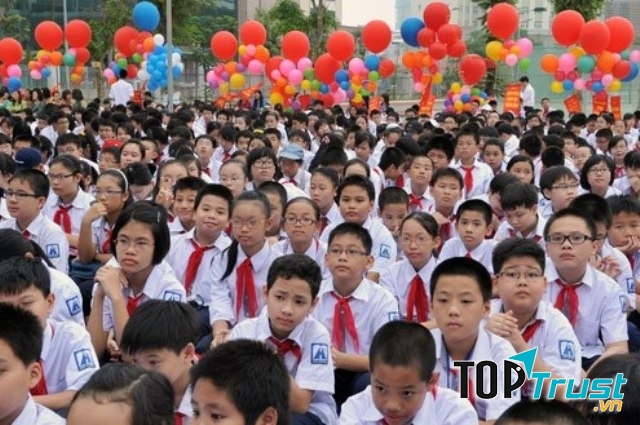 Áo đồng phục mùa hè