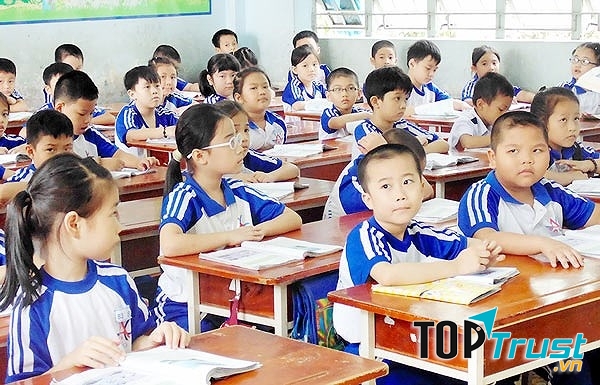 Áo đồng phục mùa hè