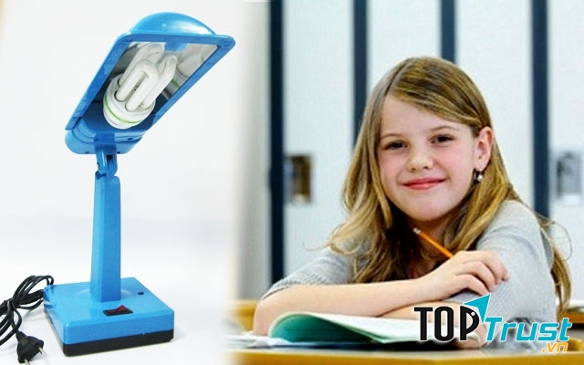 Chiếc bóng đèn của em lại có được một cái đế rất chắc chắn để giữ cho đèn không bị đổ
