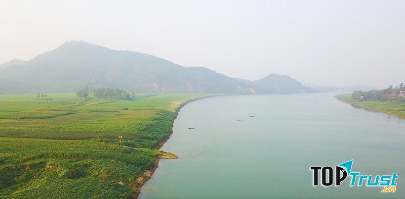 Sông Lam dịu dàng