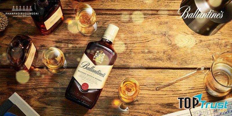 Rượu Ballantine’s Finest  hộp quà tết 2020